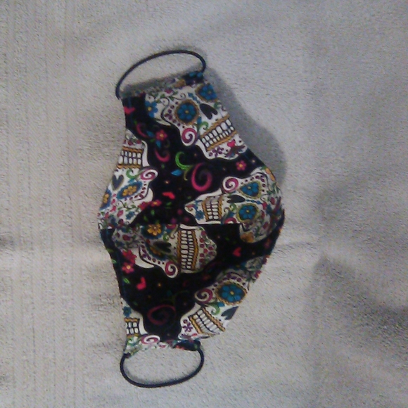2-Día de los Muertos Face Mask - Picture 2 of 4
